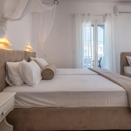 Guest house Iliopetra Adamantas (Milos)